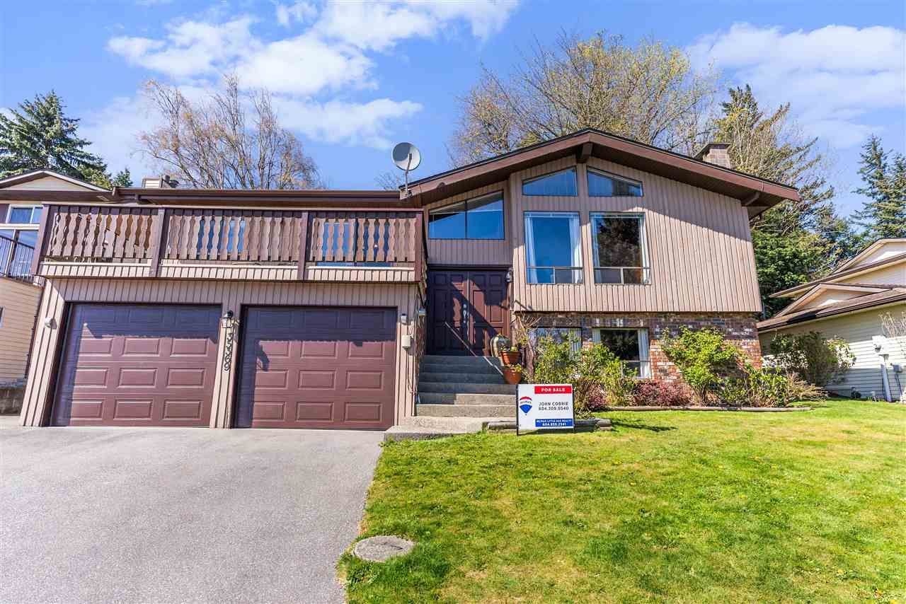 Main Photo: 35369 ROCKWELL Drive in Abbotsford: Abbotsford East House for sale : MLS®# R2573360