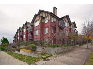 Photo 2: 207 1205 FIFTH Avenue in New Westminster: Uptown NW Condo for sale : MLS®# R2077262