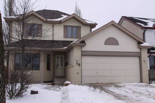 Photo 1: 19 Desjardins Drive in Winnipeg: South St Vital Single Family Detached for sale (South East Winnipeg)  : MLS®# 1501246