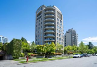 Photo 1: 202 5850 BALSAM Street in Vancouver: Kerrisdale Condo for sale in "THE CLARIDGE" (Vancouver West)  : MLS®# R2603939