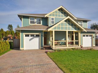 Photo 1: 359 Kinver St in VICTORIA: Es Saxe Point Half Duplex for sale (Esquimalt)  : MLS®# 598554