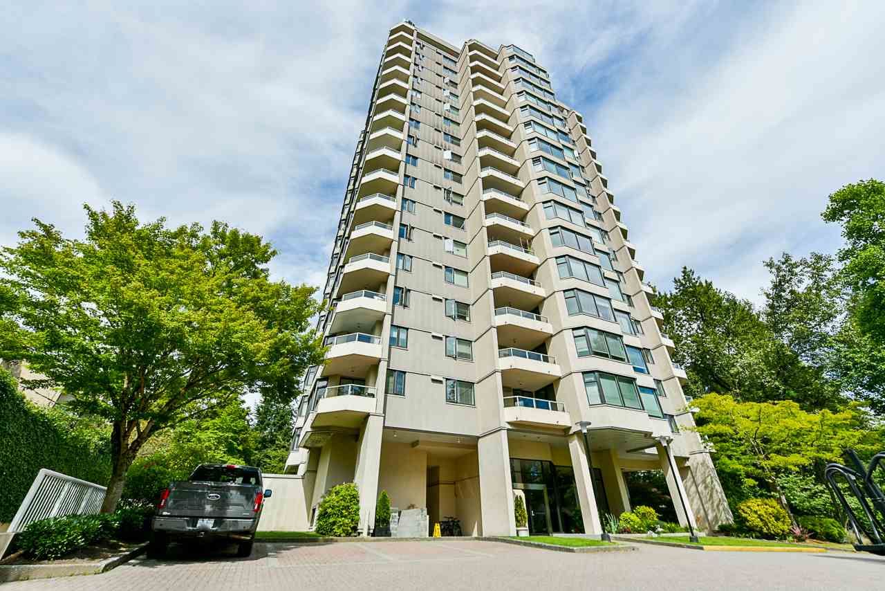 Main Photo: 1602 7321 HALIFAX Street in Burnaby: Simon Fraser Univer. Condo for sale in "THE AMBASSADOR" (Burnaby North)  : MLS®# R2482194