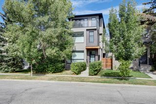 Photo 1: 2008 Bowness Road NW in Calgary: West Hillhurst Detached for sale : MLS®# A1254680
