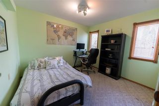 Photo 23: 15 Calder Bay in Winnipeg: Richmond West Residential for sale (1S)  : MLS®# 202108568