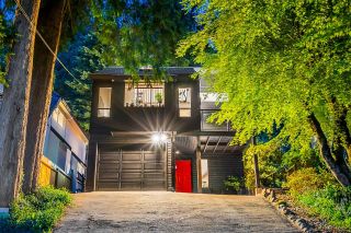 Photo 2: 1933 CLIFFWOOD Road in North Vancouver: Deep Cove House for sale : MLS®# R2779668