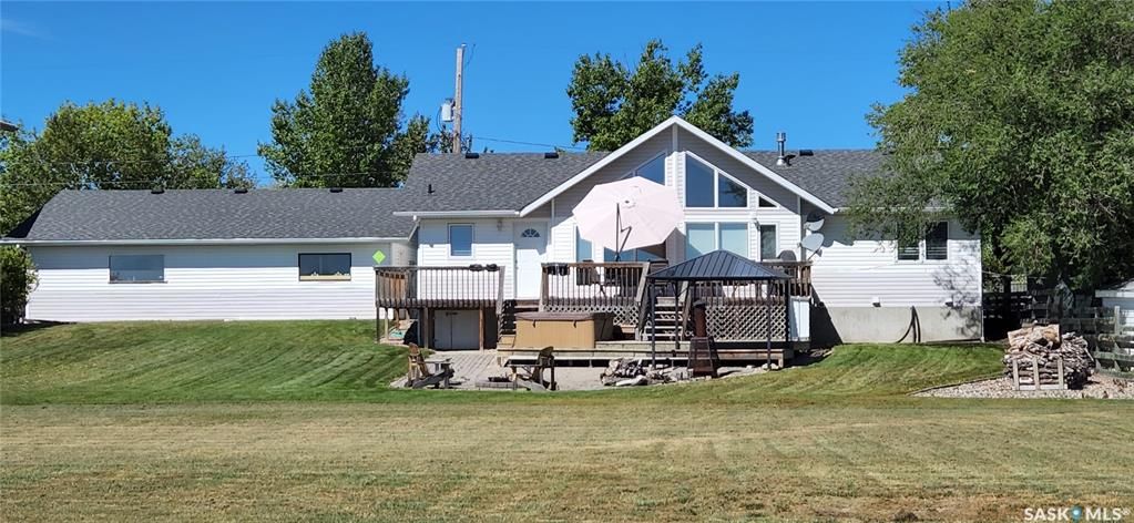 Main Photo: 702 Aqualane Avenue in Aquadeo: Residential for sale : MLS®# SK939587