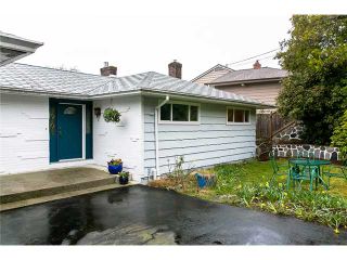 Main Photo: 517 GRANADA Crescent in North Vancouver: Upper Delbrook House for sale : MLS®# V1057790