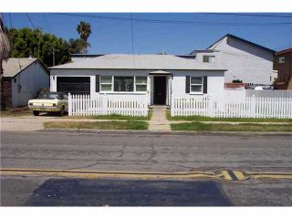 Photo 2: PACIFIC BEACH House for sale : 2 bedrooms : 1656 Pacific Beach Dr in San Diego