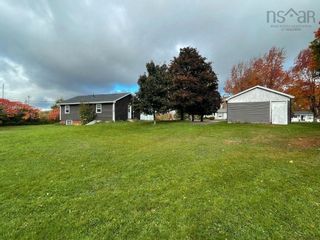 Photo 5: 5624 Prospect Road in New Minas: 404-Kings County Residential for sale (Annapolis Valley)  : MLS®# 202126971
