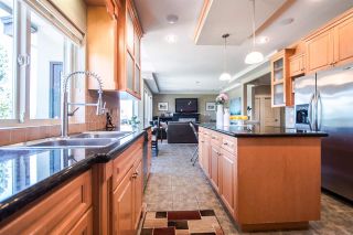 Photo 9: 7923 ELWELL Street in Burnaby: Burnaby Lake House for sale (Burnaby South)  : MLS®# R2108831