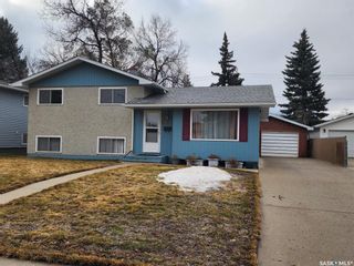 Photo 1: 967 JAMES Street in Moose Jaw: Palliser Residential for sale : MLS®# SK958465