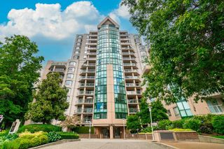 Main Photo: 406 1189 EASTWOOD Street in Coquitlam: North Coquitlam Condo for sale in "The Cartier" : MLS®# R2894245