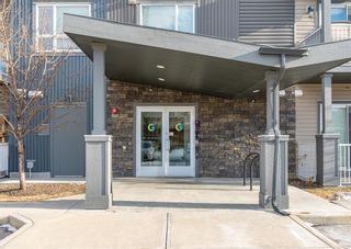 Photo 2: 4105 5305 32 Avenue SW in Calgary: Glenbrook Apartment for sale : MLS®# A2019630