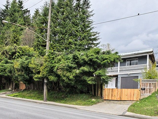 Photo 18: Photos: 984 E KEITH Road in North Vancouver: Calverhall House for sale : MLS®# V1067060