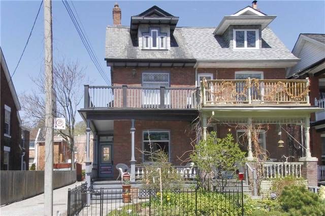 Main Photo: 404 Wellesley St, Toronto, Ontario M4X1H6 in Toronto: Semi-Detached for sale (Cabbagetown-South St. James Town)  : MLS®# C3483985