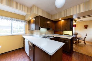 Photo 11: 6591 NEVILLE Street in Burnaby: South Slope House for sale (Burnaby South)  : MLS®# R2724827