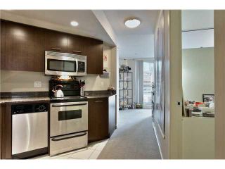 Photo 1: 703 1212 HOWE Street in Vancouver: Downtown VW Condo for sale in "1212 HOWE" (Vancouver West)  : MLS®# V1111343