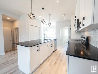 Photo 8: 1317 16A Street in Edmonton: Zone 30 House for sale : MLS®# E4316180