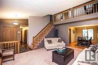 Photo 3: 19 Aikman Place in Winnipeg: Charleswood Residential for sale (1G)  : MLS®# 1826854