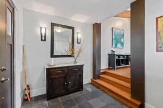 Photo 3: 436 GLENBROOK Drive in New Westminster: Fraserview NW House for sale : MLS®# R2515253