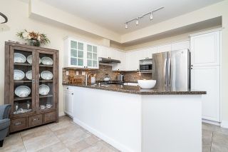 Photo 17: 2892 PANORAMA Drive in Coquitlam: Westwood Plateau Townhouse for sale in "Silver Oaks" : MLS®# R2760972