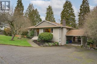 Photo 36: 3945 Shorncliffe Rd in Saanich: House for sale : MLS®# 960542
