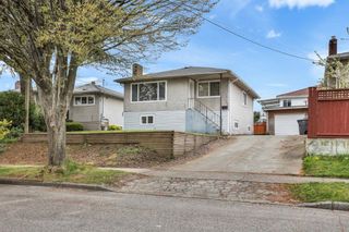 Main Photo: 4835 CHATHAM Street in Vancouver: Collingwood VE House for sale (Vancouver East)  : MLS®# R2678879