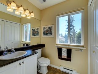 Photo 16: 67 118 Aldersmith Pl in View Royal: VR Glentana Row/Townhouse for sale : MLS®# 911937