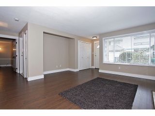 Photo 5: # 127 7837 120A ST in Surrey: West Newton Condo for sale : MLS®# F1403513