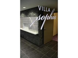 Photo 1: 302 288 East 14th Avenue in Villa Sophia: Home for sale