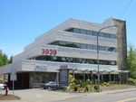 Main Photo: 201 3939 Quadra St in Saanich: SE Quadra Office for lease (Saanich East)  : MLS®# 963091
