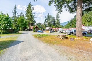 Photo 9: 63950 OLD YALE Road: Hope Business with Property for sale in "HOLIDAY MOTEL & RV RESORT" (Hope & Area)  : MLS®# C8059043