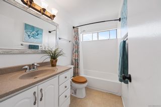 Photo 14: OCEAN BEACH Townhouse for sale : 2 bedrooms : 4477 Mentone St #210 in San Diego
