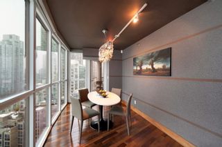 Photo 14: 1702 388 DRAKE Street in Vancouver: Yaletown Condo for sale in "Governor's Tower & Villas" (Vancouver West)  : MLS®# R2771755