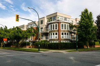 Photo 14: 104 2288 W 12TH Avenue in Vancouver: Kitsilano Condo for sale in "CONNAUGHT POINT" (Vancouver West)  : MLS®# R2179186