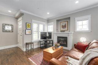 Photo 3: 2315 BALSAM Street in Vancouver: Kitsilano Townhouse for sale (Vancouver West)  : MLS®# R2255834