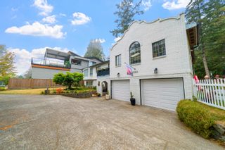Photo 2: 13381 15B Avenue in Surrey: Crescent Bch Ocean Pk. House for sale (South Surrey White Rock)  : MLS®# R2746887