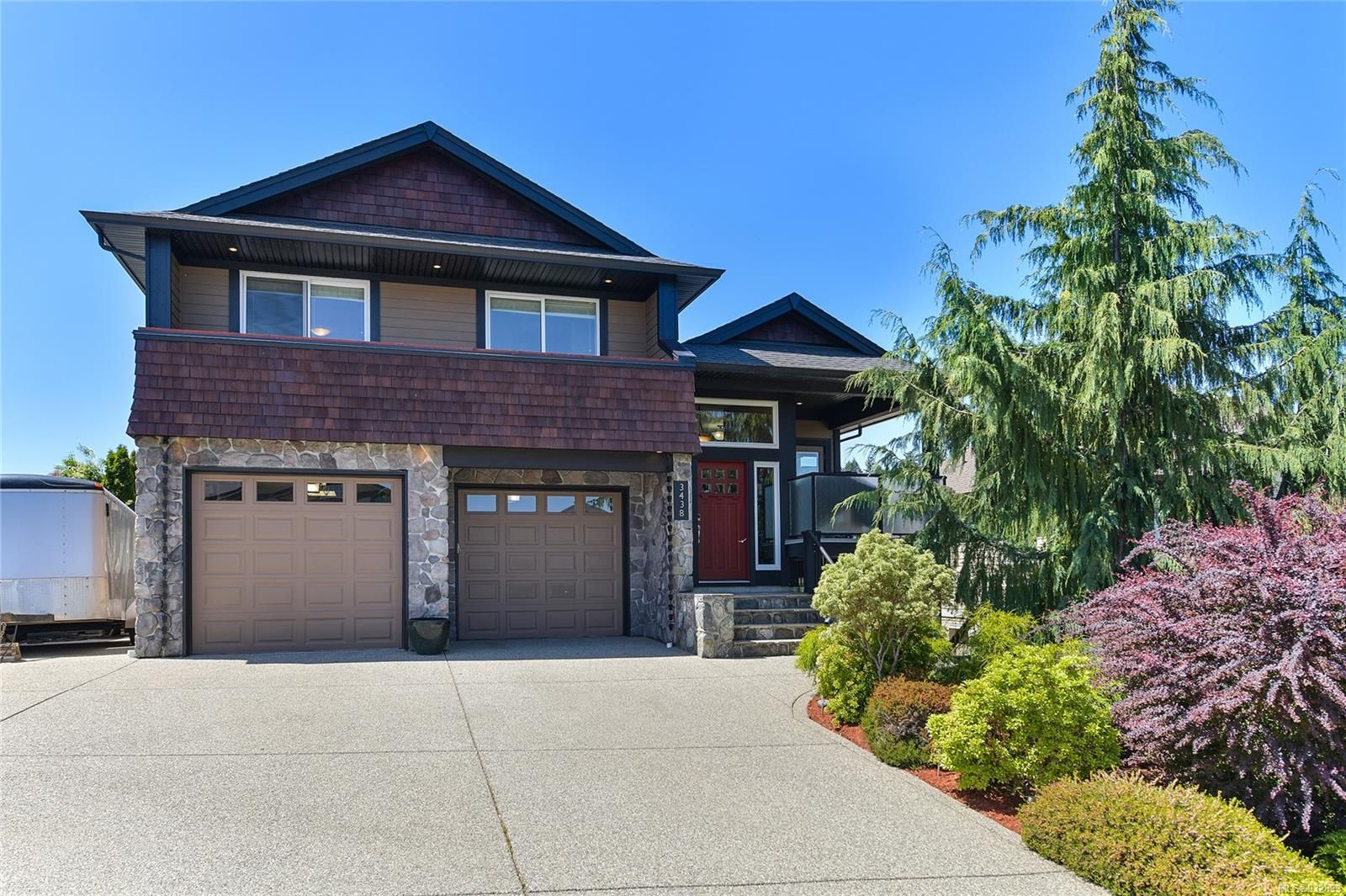 Main Photo: 3438 Mary Anne Cres in Colwood: Co Triangle House for sale : MLS®# 932899