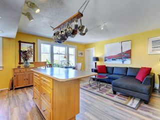Photo 5: 320 Moss St in Victoria: Vi Fairfield West House for sale : MLS®# 904028
