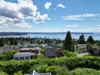 Photo 17: 2190 SHAFTON Place in West Vancouver: Queens House for sale : MLS®# R2859527