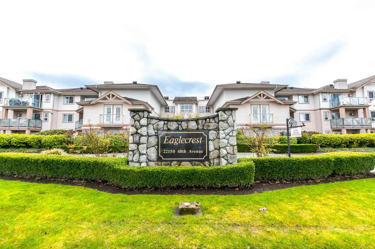 Main Photo: 216 22150 48 Avenue in Langley: Murrayville Condo for sale in "Eaglecrest" : MLS®# R2146185