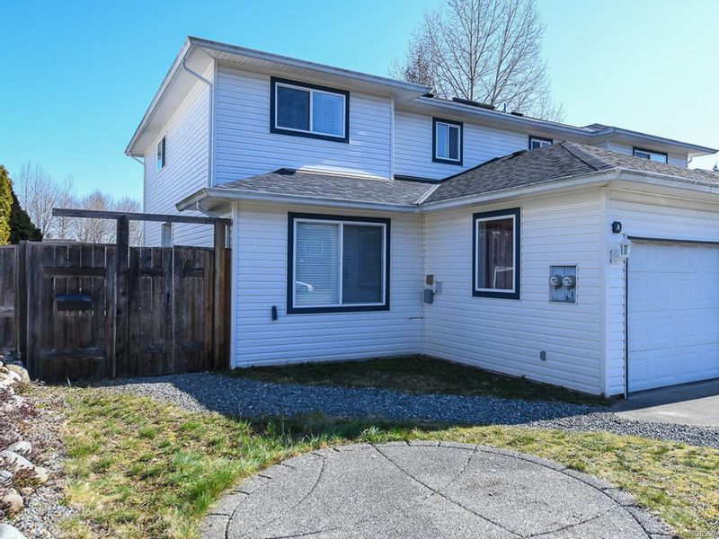 FEATURED LISTING: A - 182 Arden Rd COURTENAY