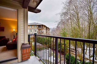 Photo 14: 201 400 KLAHANIE Drive in Port Moody: Port Moody Centre Condo for sale in "TIDES" : MLS®# R2130568