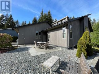 Photo 4: 7175 Highland Dr in Port Hardy: House for sale : MLS®# 958045