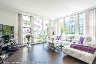 Photo 3: 201 1228 MARINASIDE CRESCENT in Vancouver: Yaletown Condo for sale (Vancouver West)  : MLS®# R2128055