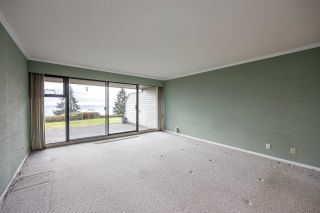 Photo 11: 14 2238 FOLKESTONE Way in West Vancouver: Panorama Village Condo for sale in "Panorama Gardens" : MLS®# R2878143