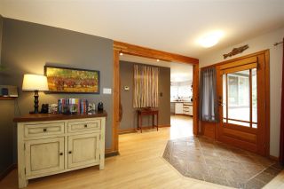 Photo 10: 41651 COTTONWOOD Road in Squamish: Brackendale House for sale : MLS®# R2329962