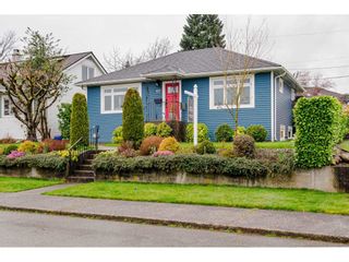 Photo 2: 927 LAUREL Street in New Westminster: The Heights NW House for sale in "THE HEIGHTS" : MLS®# R2554863