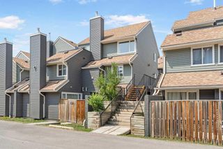 Photo 1: 219 36 Glamis Green SW in Calgary: Glamorgan Row/Townhouse for sale : MLS®# A2057613
