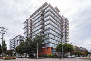 Photo 1: 1008 1833 CROWE Street in Vancouver: False Creek Condo for sale in "FOUNDRY" (Vancouver West)  : MLS®# R2312867